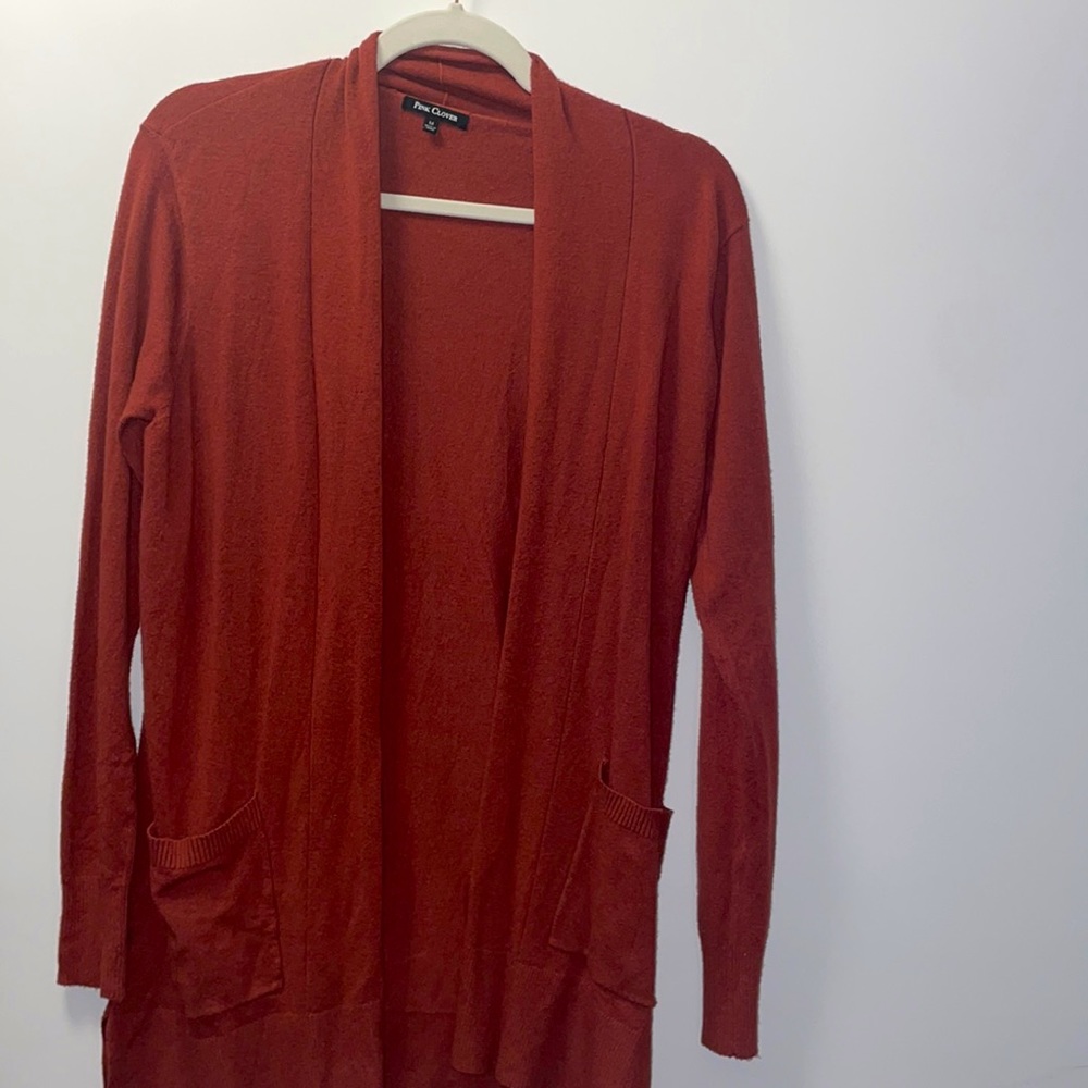 Maroon cardigan. Barely worn. Great condition!